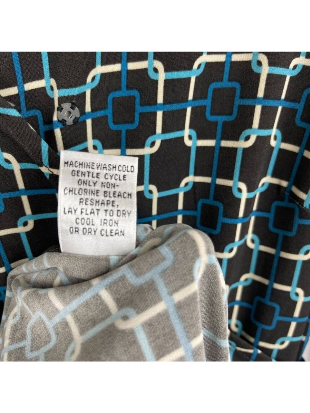 Talbots Women 3/4 Sleeve Pullover V Neck Print Dress Size 4 - Picture 5 of 11